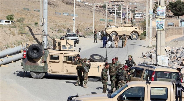 Afganistan'da Taliban saldırılarında son iki haftada 98 sivil öldü Afganistan'da Taliban saldırılarında son iki haftada 98 sivil öldü