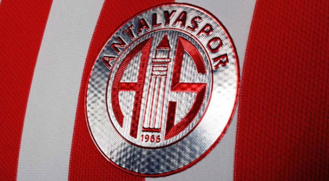 Antalyaspor'da 5 çalışanın Covid-19 testi pozitif çıktı Antalyaspor'da 5 çalışanın Covid-19 testi pozitif çıktı