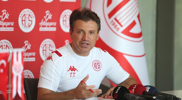 Antalyaspor'da Tamer Tuna hedefi belirledi: Avrupa Antalyaspor'da Tamer Tuna hedefi belirledi: Avrupa