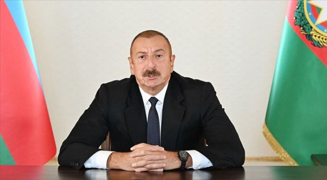 Azerbaycan Cumhurbaşkanı Aliyev: Ermenistan ordusu geri çekilirlerse çatışmalar durur Azerbaycan Cumhurbaşkanı Aliyev: Ermenistan ordusu geri çekilirlerse çatışmalar durur