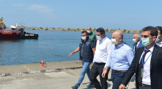 Bakan Karaismailoğlu Giresun Limanı’nda incelemelerde bulundu