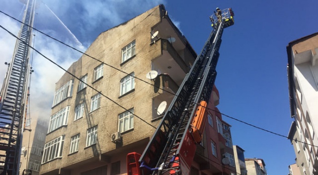 Beyoğlu’nda korkutan yangın Beyoğlu’nda korkutan yangın