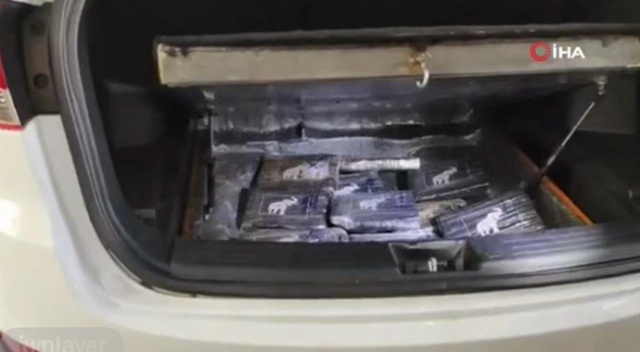Bulgaristan’dan Türkiye’ye 18 kilo kokain sokmak isterken yakalandılar Bulgaristan’dan Türkiye’ye 18 kilo kokain sokmak isterken yakalandılar