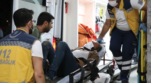 Define ararken kullandıkları dinamit patladı: 1 ölü, 1 yaralı Define ararken kullandıkları dinamit patladı: 1 ölü, 1 yaralı
