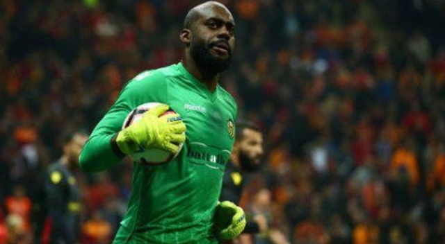 Erzurumspor kaleci Fabien Farnolle’yi transfer etti Erzurumspor kaleci Fabien Farnolle’yi transfer etti