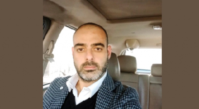 Ev hapsindeki adamı evine gelip öldürdü