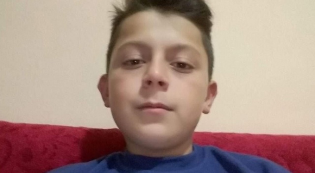 Lise öğrencisi yatağında ölü bulundu