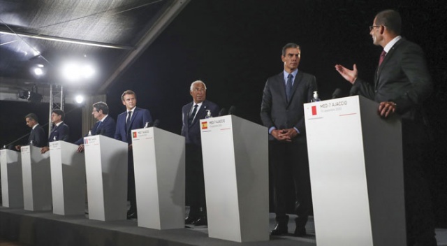 Macron ve Miçotakis, zirveden istediğini elde edemedi Macron ve Miçotakis, zirveden istediğini elde edemedi