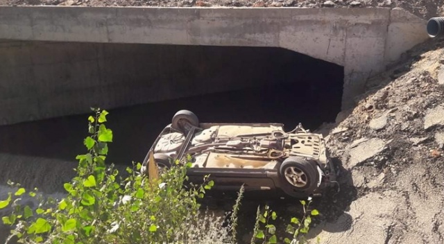 Malatya'da otomobil köprüden uçtu: 1 yaralı Malatya'da otomobil köprüden uçtu: 1 yaralı
