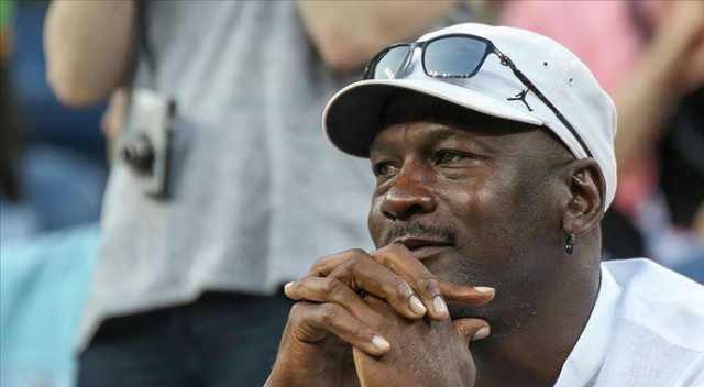 Michael Jordan NASCAR takımı kuruyor Michael Jordan NASCAR takımı kuruyor