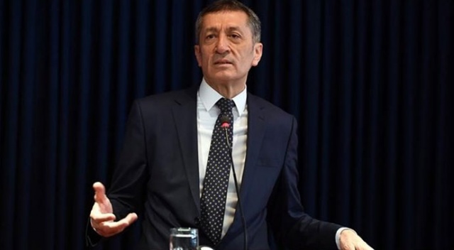 Milli Eğitim Bakanı Ziya Selçuk: Tüm sınavları okullarda yapacağız Milli Eğitim Bakanı Ziya Selçuk: Tüm sınavları okullarda yapacağız