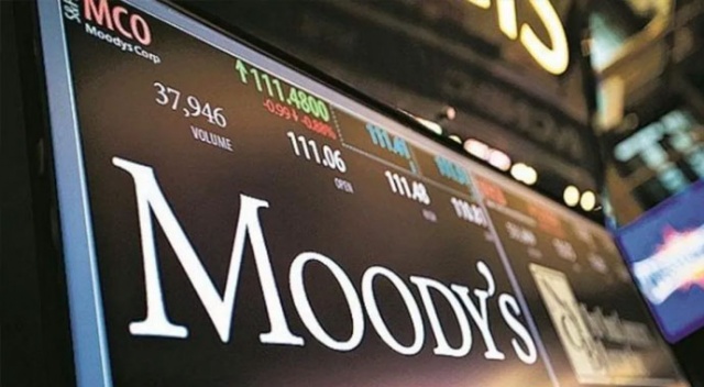 Moody's Türkiye'nin kredi notunu düşürdü Moody's Türkiye'nin kredi notunu düşürdü