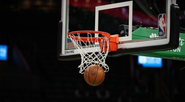 NBA play-off'larında Toronto Raptors son saniye basketiyle kazandı