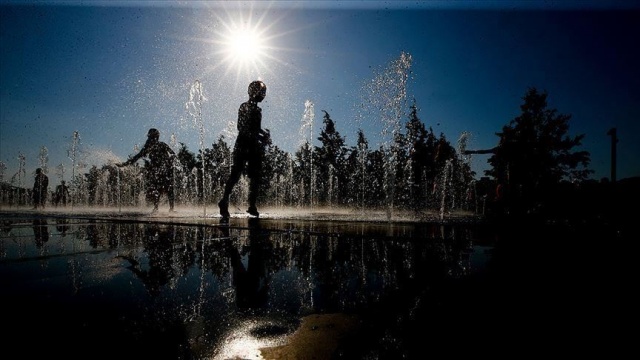 Orta Anadolu&#039;da hava sıcaklıklarının mevsim normallerinin üzerine çıkması bekleniyor