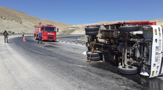 Van&#039;da trafik kazası: 2 yaralı