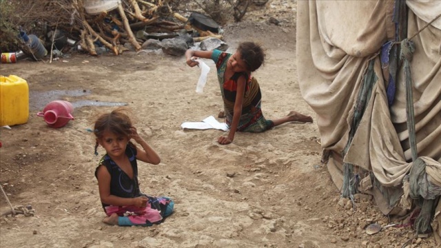 Yemen'in kuzeyindeki çatışmalar yaklaşık 3 bin aileyi yerinden etti Yemen'in kuzeyindeki çatışmalar yaklaşık 3 bin aileyi yerinden etti