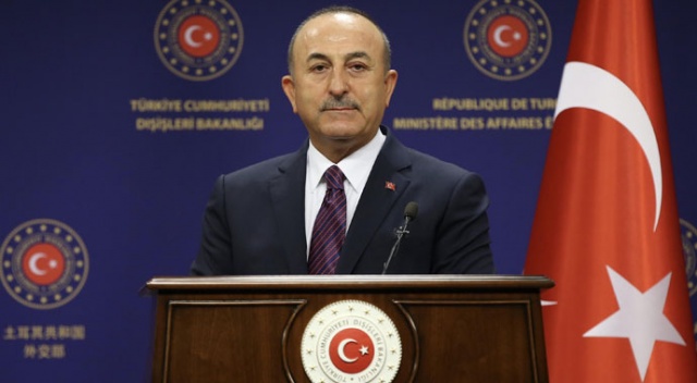 'Sivilleri hedef alan Ermeni ordusu savaş suçu işliyor' 'Sivilleri hedef alan Ermeni ordusu savaş suçu işliyor'