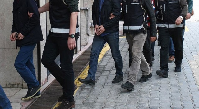 10 ilde FETÖ operasyonu: 29 şüpheliden 21'i yakalandı 10 ilde FETÖ operasyonu: 29 şüpheliden 21'i yakalandı