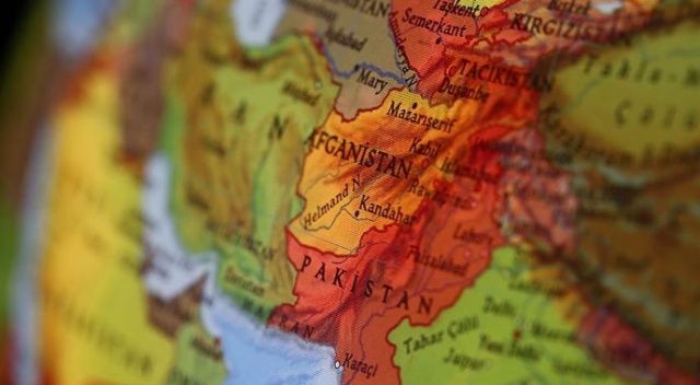 Afganistan'da patlama: 3 sivil hayatını kaybetti Afganistan'da patlama: 3 sivil hayatını kaybetti