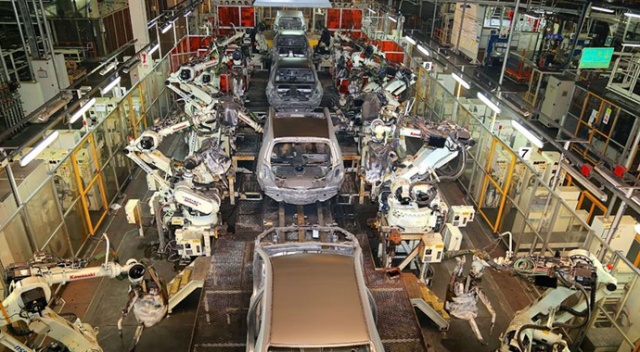 Alman otomotiv devinden flaş hamle! Avrupa'daki fabrikayı kapatıp Türkiye'de açacak