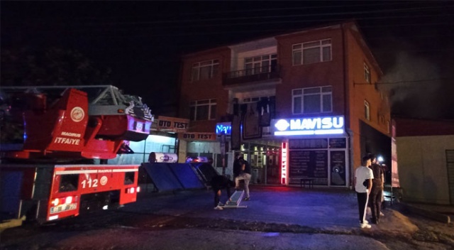 Apartmanın 3. katında korkutan yangın Apartmanın 3. katında korkutan yangın
