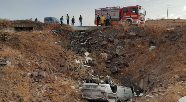 Balıkesir'de feci kaza: 2 ölü, 3 yaralı