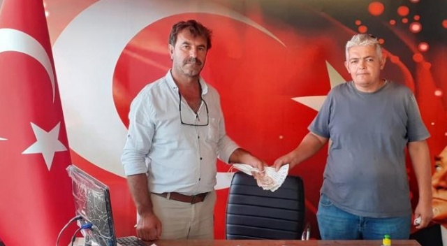 Bulduğu parayı mahalle muhtarına teslim etti