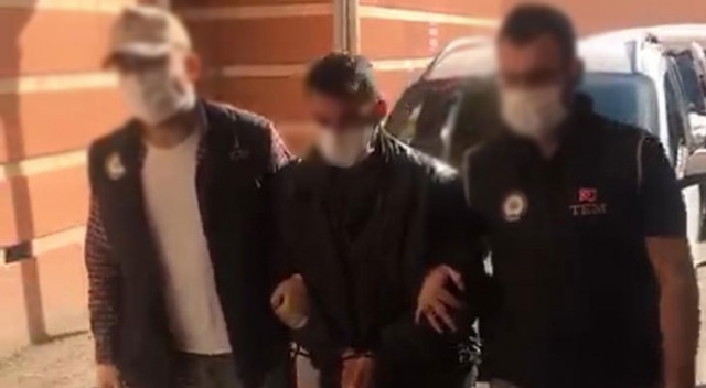 Çankırı’da yakalanan 5 DEAŞ şüphelisi sınır dışı edildi Çankırı’da yakalanan 5 DEAŞ şüphelisi sınır dışı edildi