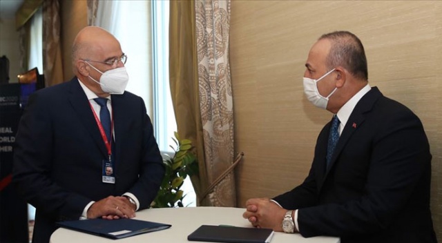 Dışişleri Bakanı Çavuşoğlu, Yunan mevkidaşıyla bir araya geldi