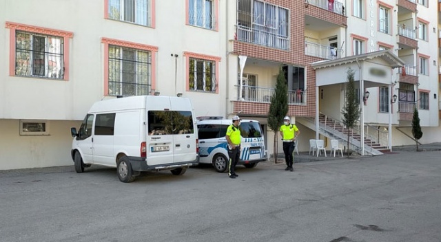 Hamile kadın evinde ölü bulundu