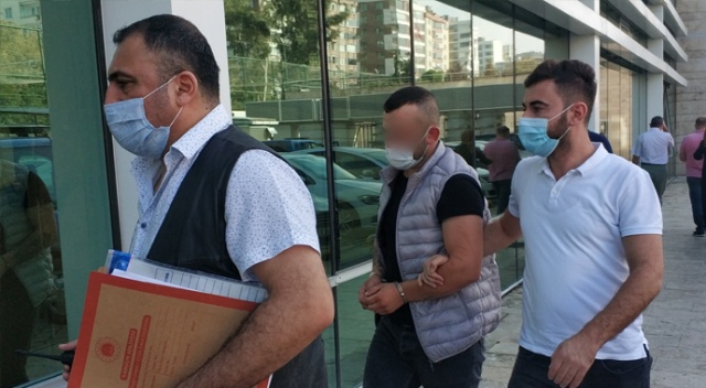 Kazara arkadaşını vurdu