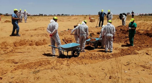 Libya'da yeni iki toplu mezar bulundu Libya'da yeni iki toplu mezar bulundu