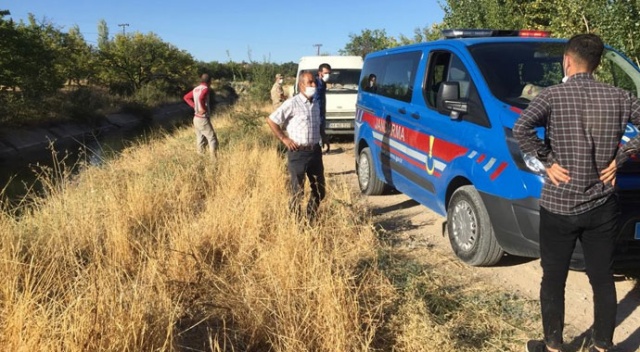 Malatya'da kayıp yaşlı kadın sulama kanalında ölü bulundu Malatya'da kayıp yaşlı kadın sulama kanalında ölü bulundu