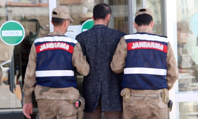 Mersin’de bir DEAŞ üyesi tutuklandı Mersin’de bir DEAŞ üyesi tutuklandı