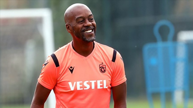 Trabzonspor Teknik Direktörü Newton: Trabzonspor&#039;da rüyamı yaşıyorum