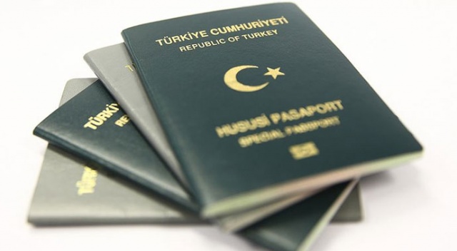 Yeşil pasaport süresi dört yıla çıktı Yeşil pasaport süresi dört yıla çıktı