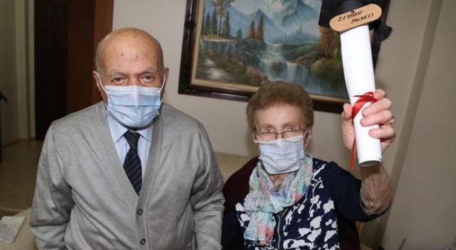 'Okudukça benim içim açılıyor' 'Okudukça benim içim açılıyor'