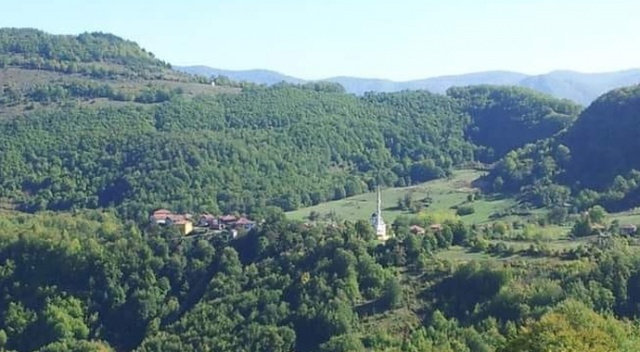 15 kişinin testi pozitif çıkınca köy karantinaya alındı 15 kişinin testi pozitif çıkınca köy karantinaya alındı