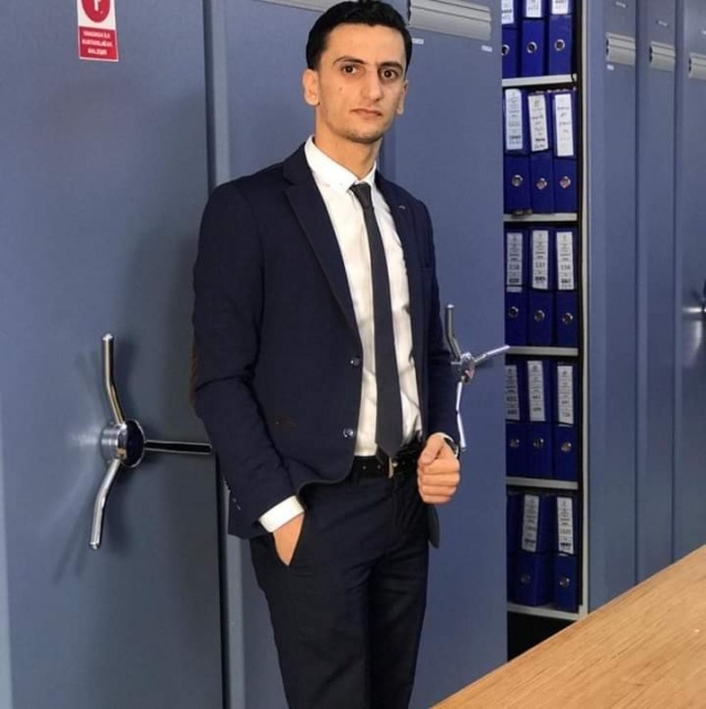 24 yaşındaki tapu memuru evinde ölü bulundu 24 yaşındaki tapu memuru evinde ölü bulundu
