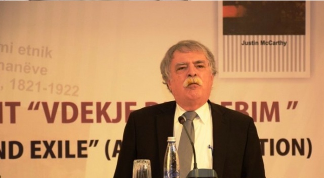ABD'li tarihçi McCarthy: "Ermeniler, soykırım iddialarını Türklerin kolunu bükmek için kullanıyor" ABD'li tarihçi McCarthy: "Ermeniler, soykırım iddialarını Türklerin kolunu bükmek için kullanıyor"