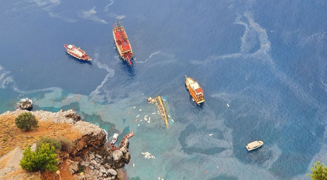 Alanya'da tur teknesi battı: 1 ölü Alanya'da tur teknesi battı: 1 ölü