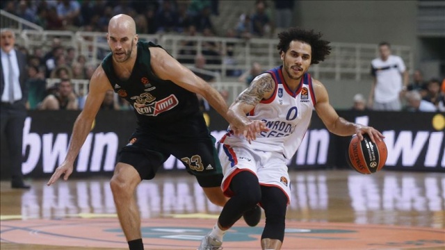 Anadolu Efes, Panathinaikos'u deplasmanda mağlup etti Anadolu Efes, Panathinaikos'u deplasmanda mağlup etti