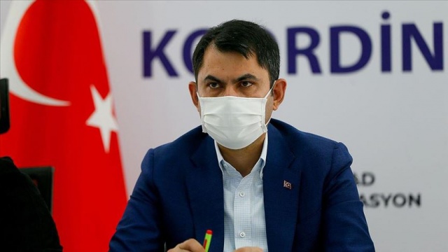 Bakan Kurum: Aralıksız tüm enkazlarımızda arama kurtarma çalışmaları yoğun ve titizlikle devam ediyor