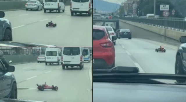 Trafikte oyuncak araba sürdü, ehliyetinden oldu! Trafikte oyuncak araba sürdü, ehliyetinden oldu!