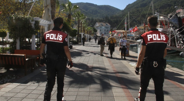 Fethiye&#039;de tedbirlere uymayan 4 bin 500 kişiye, 6 Milyon 135 Bin TL ceza kesildi