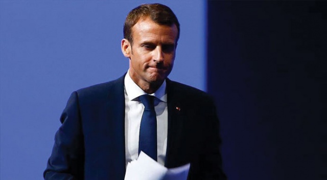 Financial Times, Macron'u eleştiren yazıyı yayından kaldırdı Financial Times, Macron'u eleştiren yazıyı yayından kaldırdı