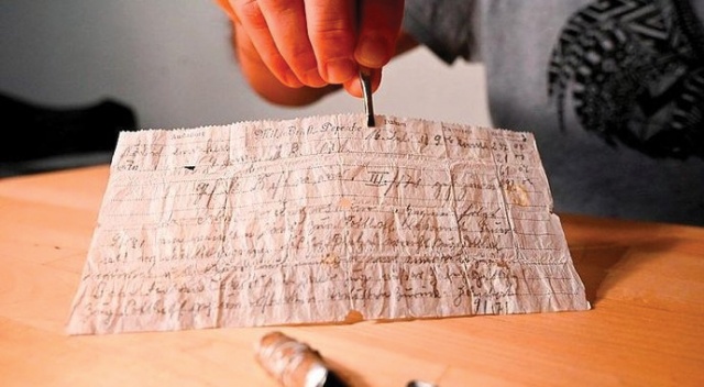 Fransa'da posta güvercinin düşürdüğü 110 yıllık askeri mesaj bulundu