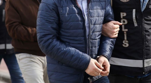 Hırsızlık yapıp, taksiyle kaçtılar
