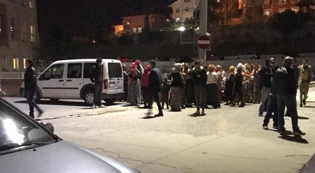 İki aile arasındaki silahlı kavgada 6 yaşındaki çocuk vuruldu! İki aile arasındaki silahlı kavgada 6 yaşındaki çocuk vuruldu!
