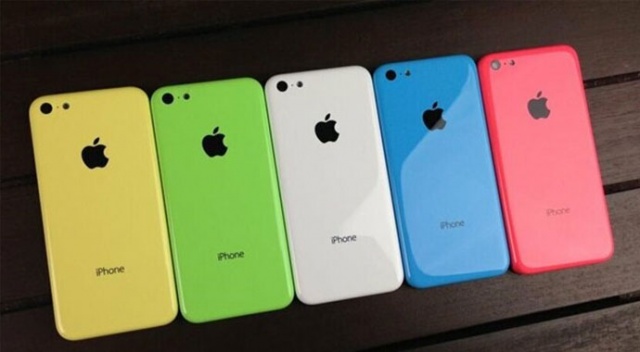 iPhone 5C&#039;nin fişini çekti